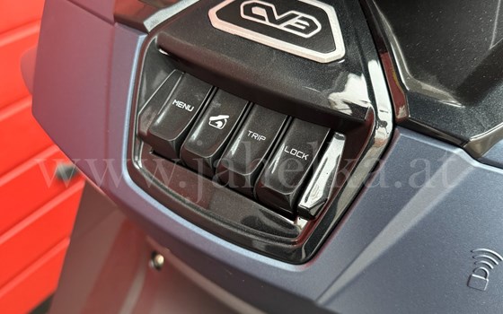 Gebrauchtmotorrad Kymco CV3 575i ABS - Bild 2