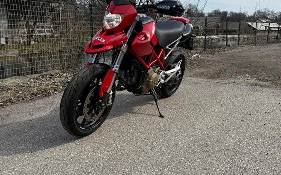 Gebrauchtmotorrad Ducati Hypermotard 1100 - Bild 1