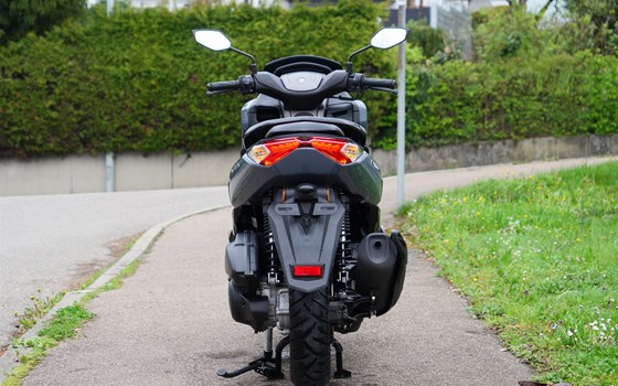 Gebrauchtmotorrad Yamaha NMAX 125 - Bild 6