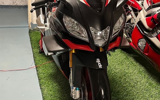 Gebrauchtmotorrad Aprilia RSV 4 Factory - Bild 4