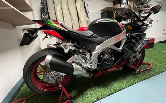 Gebrauchtmotorrad Aprilia RSV 4 Factory - Bild 5