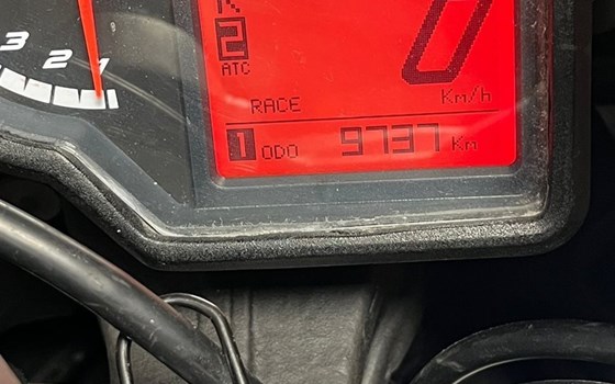 Gebrauchtmotorrad Aprilia RSV 4 Factory - Bild 8