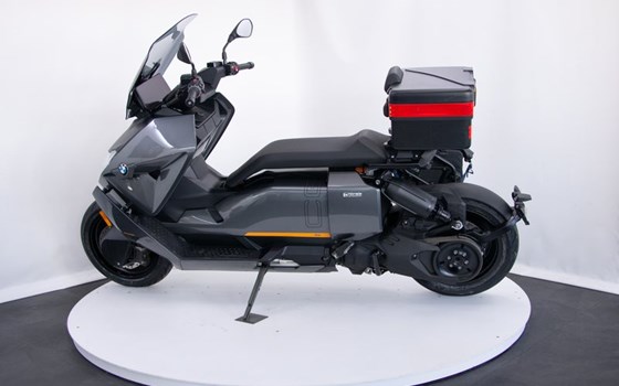 Gebrauchtmotorrad BMW CE 04 - Bild 4