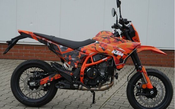 Neufahrzeug KTM 390 SMC R - Bild 3