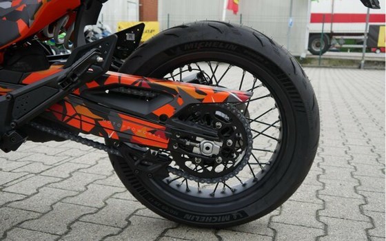 Neufahrzeug KTM 390 SMC R - Bild 9