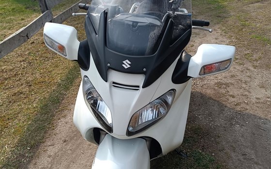 Gebrauchtmotorrad Suzuki Burgman 650 Executive - Bild 4