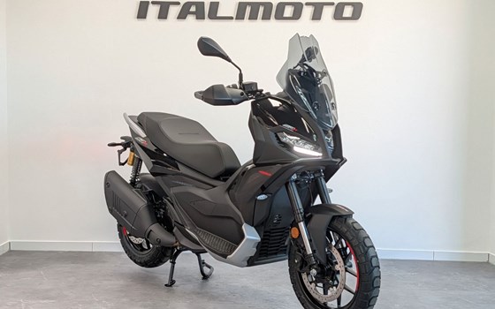 Neufahrzeug Aprilia SR GT 400 - Bild 1