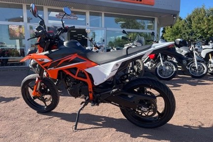 KTM 125 SMC R