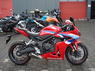 CBR650R
