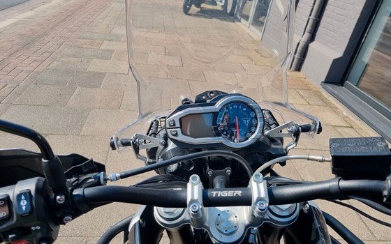 Gebrauchtmotorrad Triumph Tiger 800 XR - Bild 10