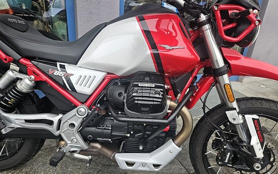 Gebrauchtmotorrad Moto Guzzi V85 TT - Bild 2
