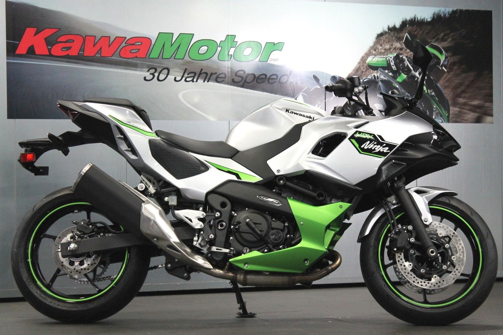 Kawasaki Ninja 7 Hybrid