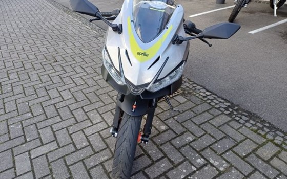 Neufahrzeug Aprilia RS 457 - Bild 9