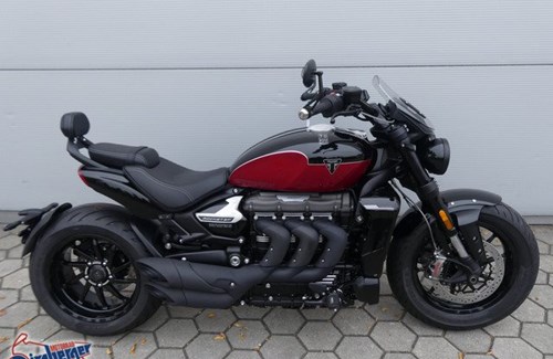 Neumotorrad Triumph Rocket 3 Storm GT