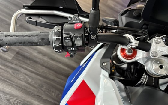 Gebrauchtmotorrad BMW F 900 GS - Bild 7