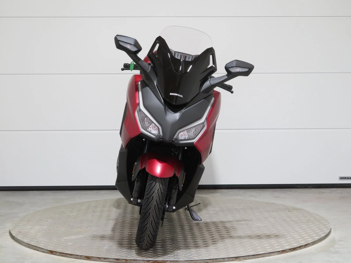 Honda Forza 350 