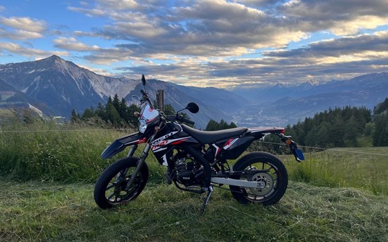 Motorrad Occasion Rieju MRT 50 SM - Bild 1