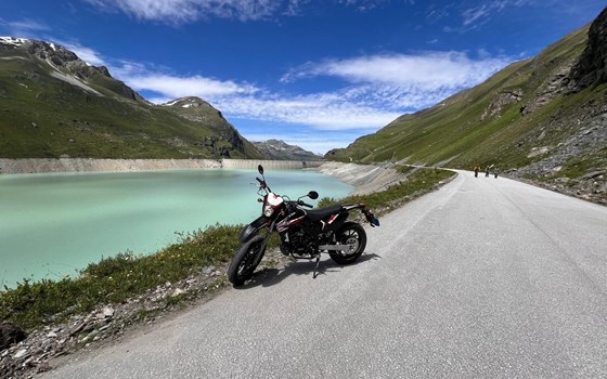 Motorrad Occasion Rieju MRT 50 SM - Bild 2