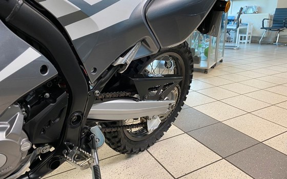 Gebrauchtmotorrad Honda CRF250 Rally - Bild 12