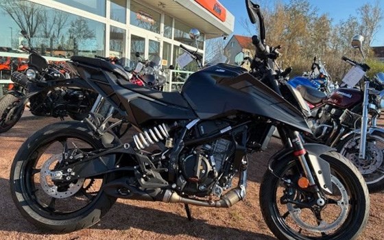 Neufahrzeug KTM 125 Duke - Bild 1
