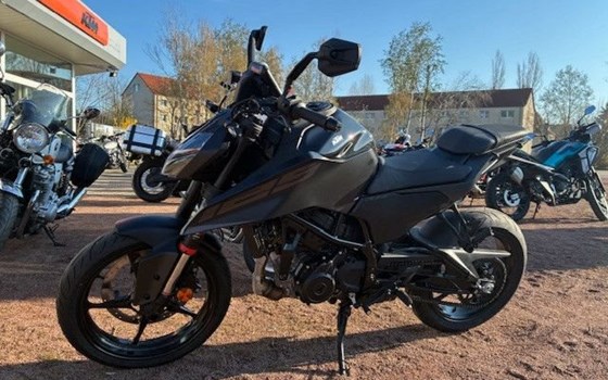 Neufahrzeug KTM 125 Duke - Bild 6