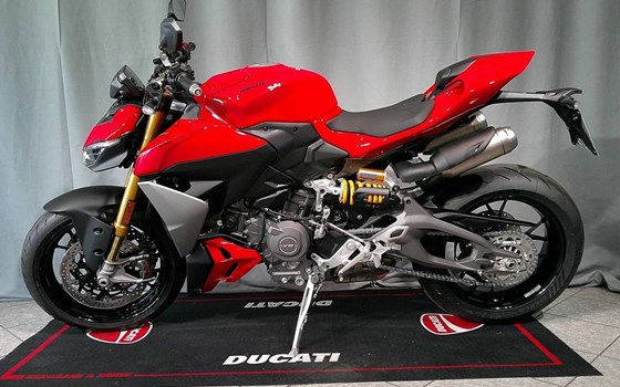 Gebrauchtmotorrad Ducati Streetfighter V2 S - Bild 2