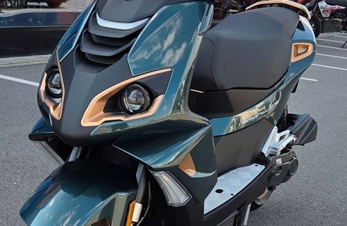 Neumotorrad Peugeot Speedfight