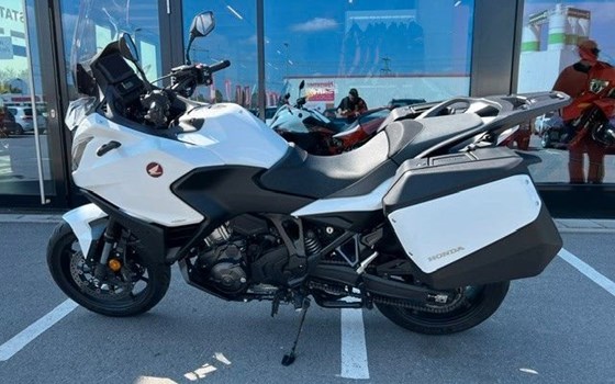 Gebrauchtmotorrad Honda NT1100 DCT - Bild 5