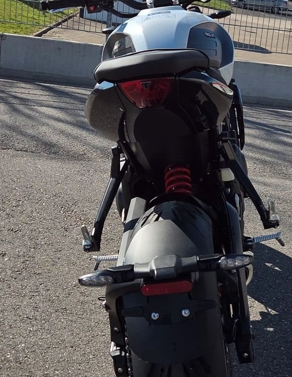 Angebot Triumph Trident 660