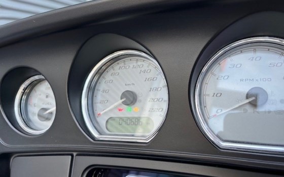 Gebrauchtmotorrad Harley-Davidson Street Glide FLHX - Bild 13