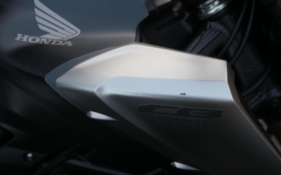 Gebrauchtmotorrad Honda CB125R - Bild 10