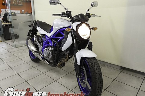 Top 5 grosse Bikes fuer kurze Beine