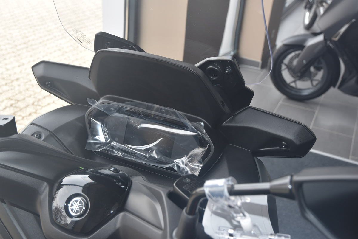 Yamaha XMAX 125