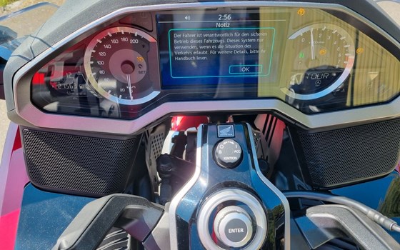 Gebrauchtmotorrad Honda GL 1800 Goldwing Tour DCT - Bild 8