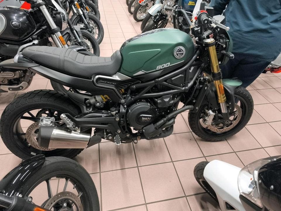 Angebot Benelli Leoncino 800