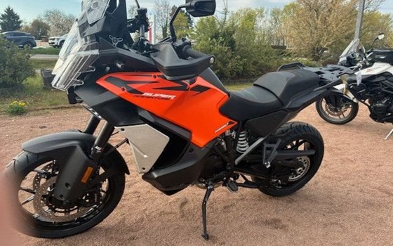 Neufahrzeug KTM 1390 Super Adventure S EVO - Bild 3
