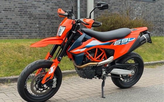 Gebrauchtmotorrad KTM 690 SMC R - Bild 4
