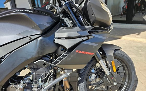 Gebrauchtmotorrad Aprilia Tuono 125 - Bild 10