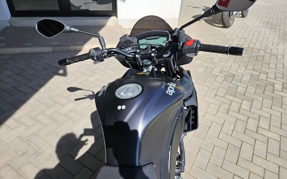 Gebrauchtmotorrad Aprilia Tuono 125 - Bild 9