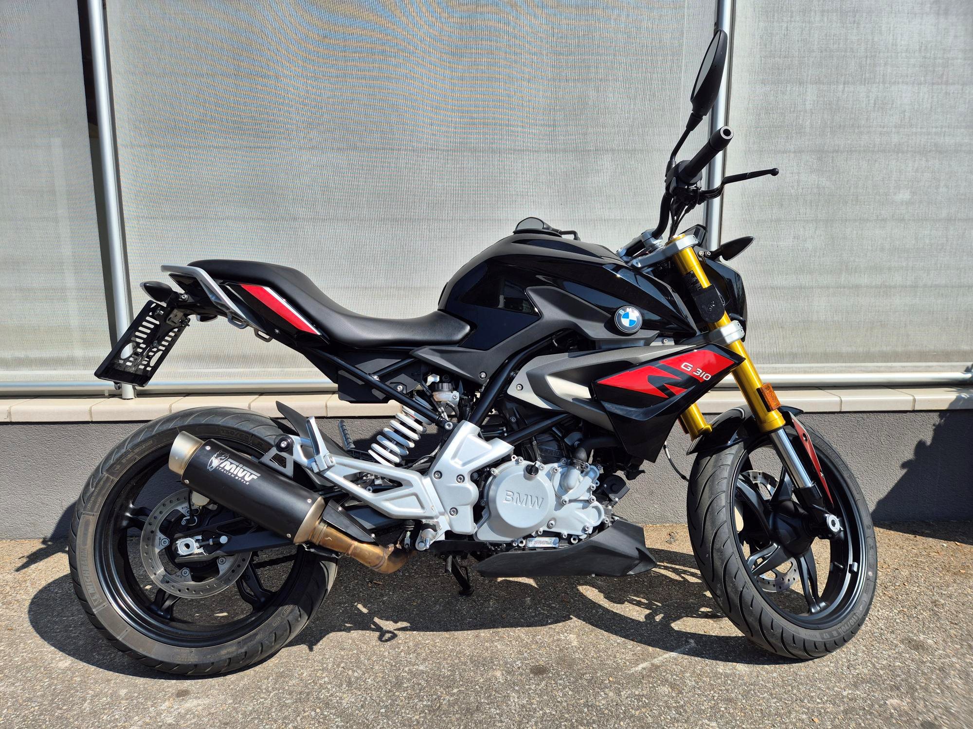 BMW G 310 R