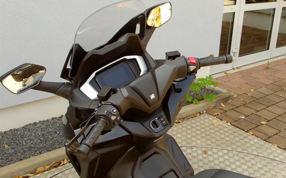 Neufahrzeug Honda Forza 350 - Bild 13