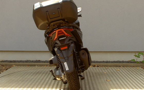 Neufahrzeug Honda Forza 350 - Bild 9