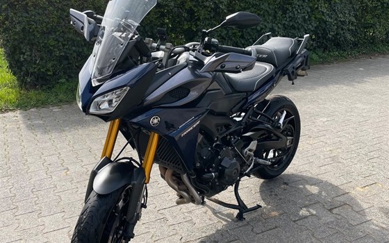 Gebrauchtmotorrad Yamaha MT-09 - Bild 1