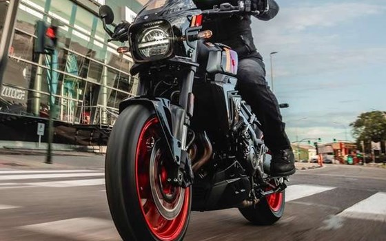 Neufahrzeug Suzuki GSX-8TT - Bild 2