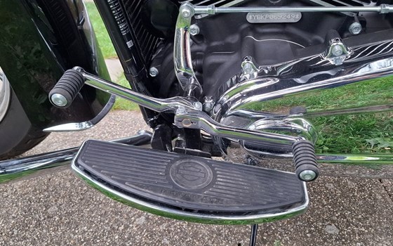 Gebrauchtmotorrad Harley-Davidson Softail Heritage Classic 114 FLHCS - Bild 5