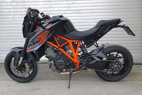 Top 5 Powernakedbikes unter 12000 Euro