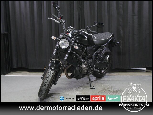 Yamaha XSR700