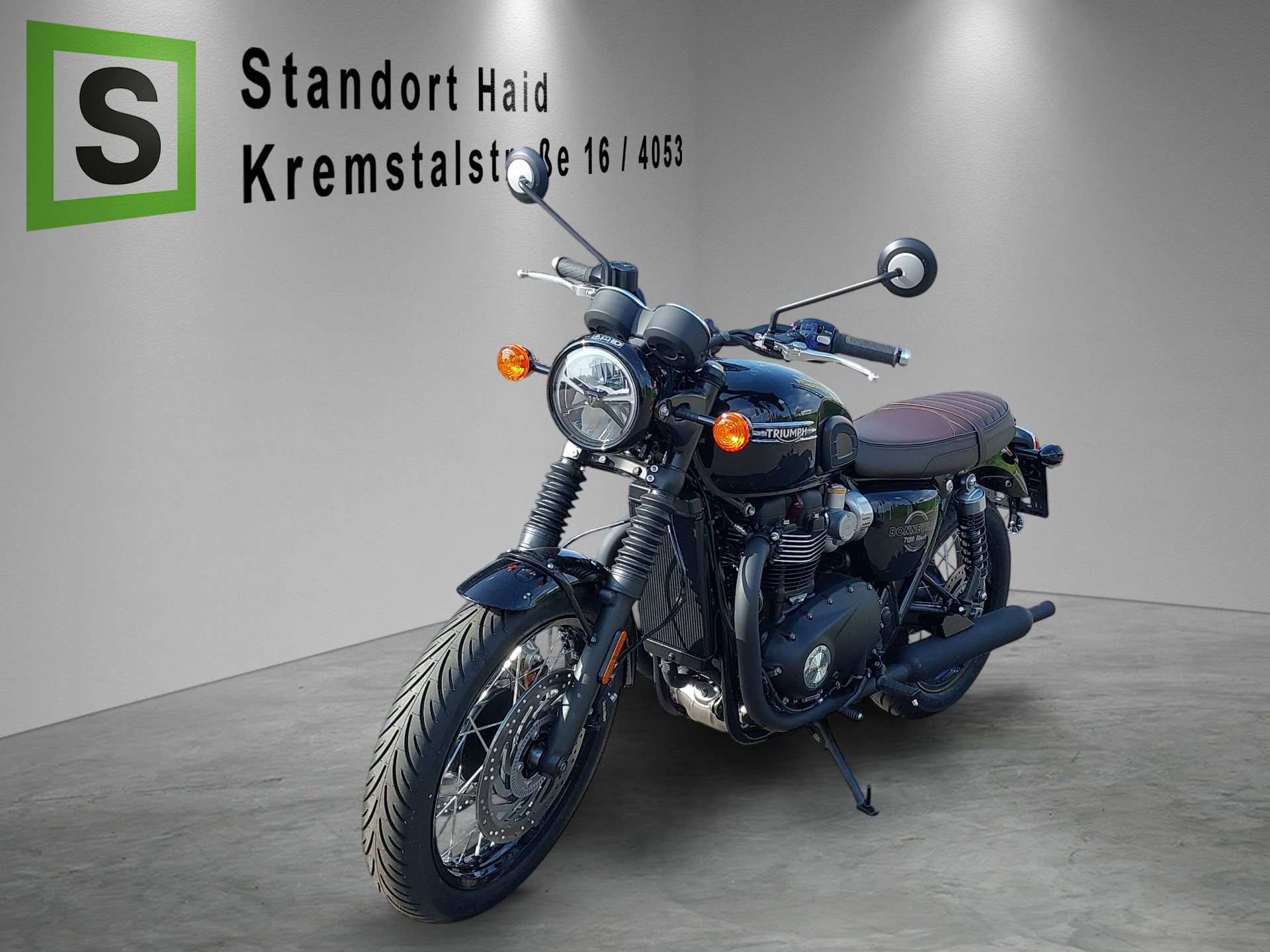 Triumph Bonneville T120 Black