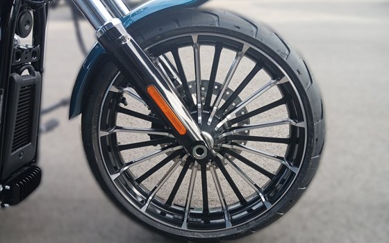 Neufahrzeug Harley-Davidson Softail Breakout FXBR - Bild 9