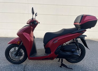 Neumotorrad Honda SH350i